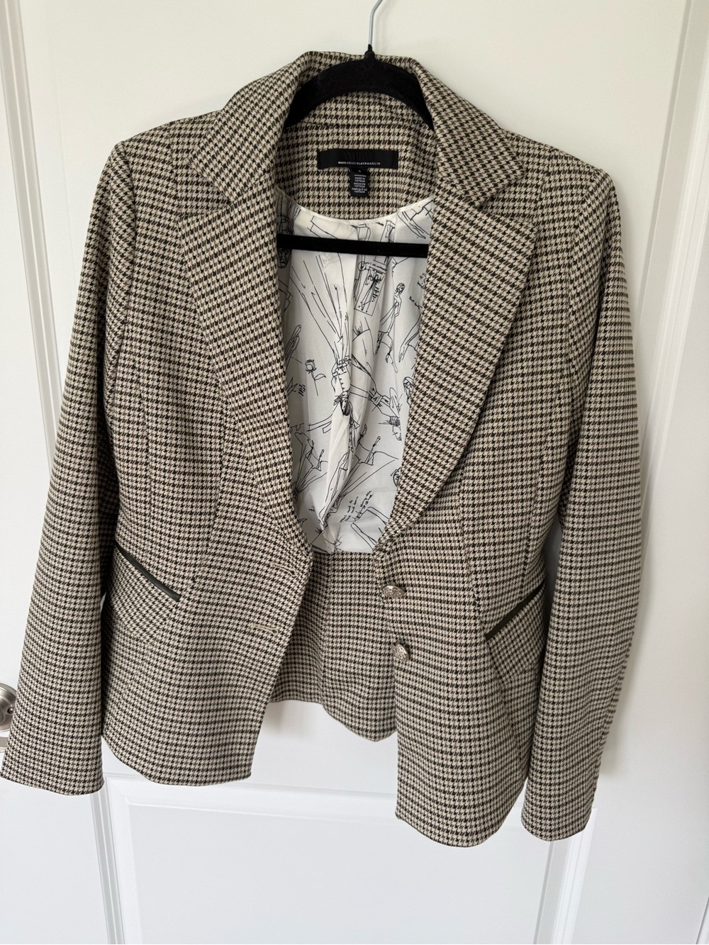 White House Black Market Herringbone Crescent Button Blazer Jacket Size 4